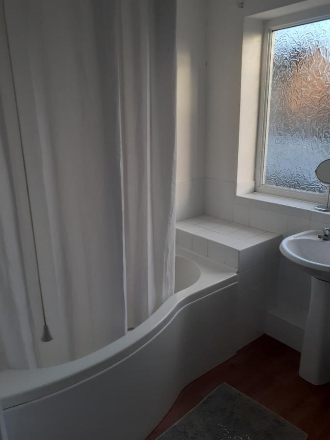 Carters Guesthouse Milton Keynes Exterior foto